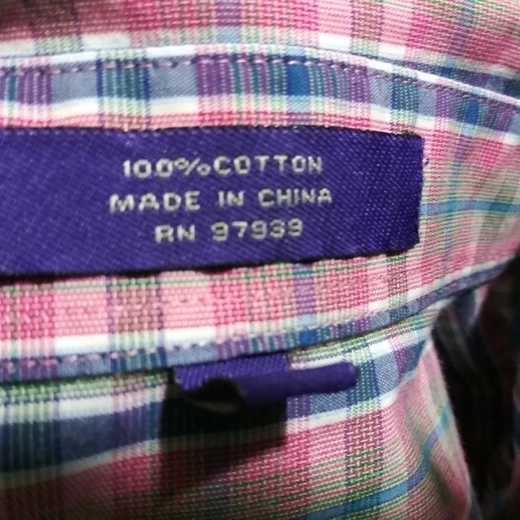 Blue checkered button down 👕 - Picture 5 of 7